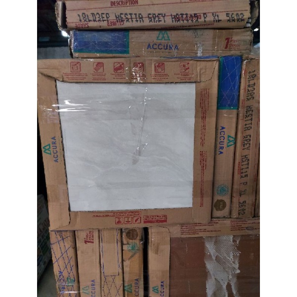 Keramik Acurra Mulia 40 x 40