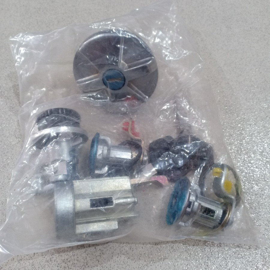 kunci kontak set kijang 5k pick up