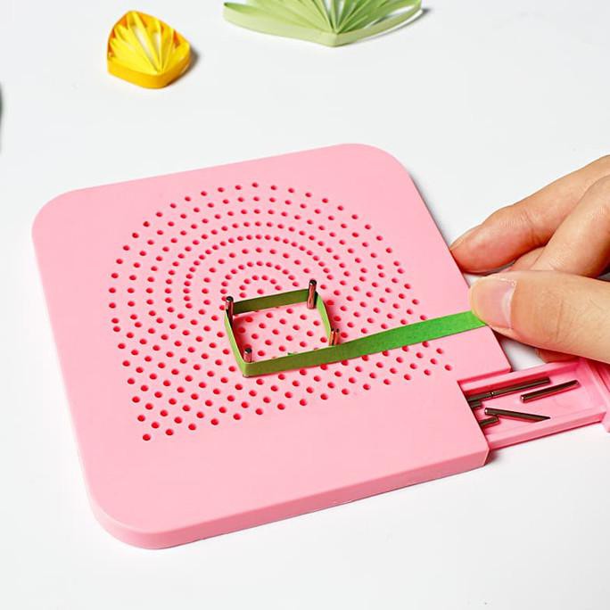 

PROMO Paper Quilling Peg with Drawer - Papan Paper Quiling dengan Laci