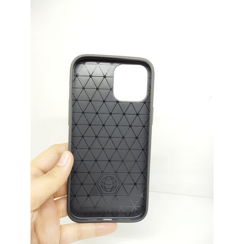 Case Slim Fit Carbon iPhone 12 Pro Max 6.7 inchi Softshell Fiber Multi Carbon Anti Melar