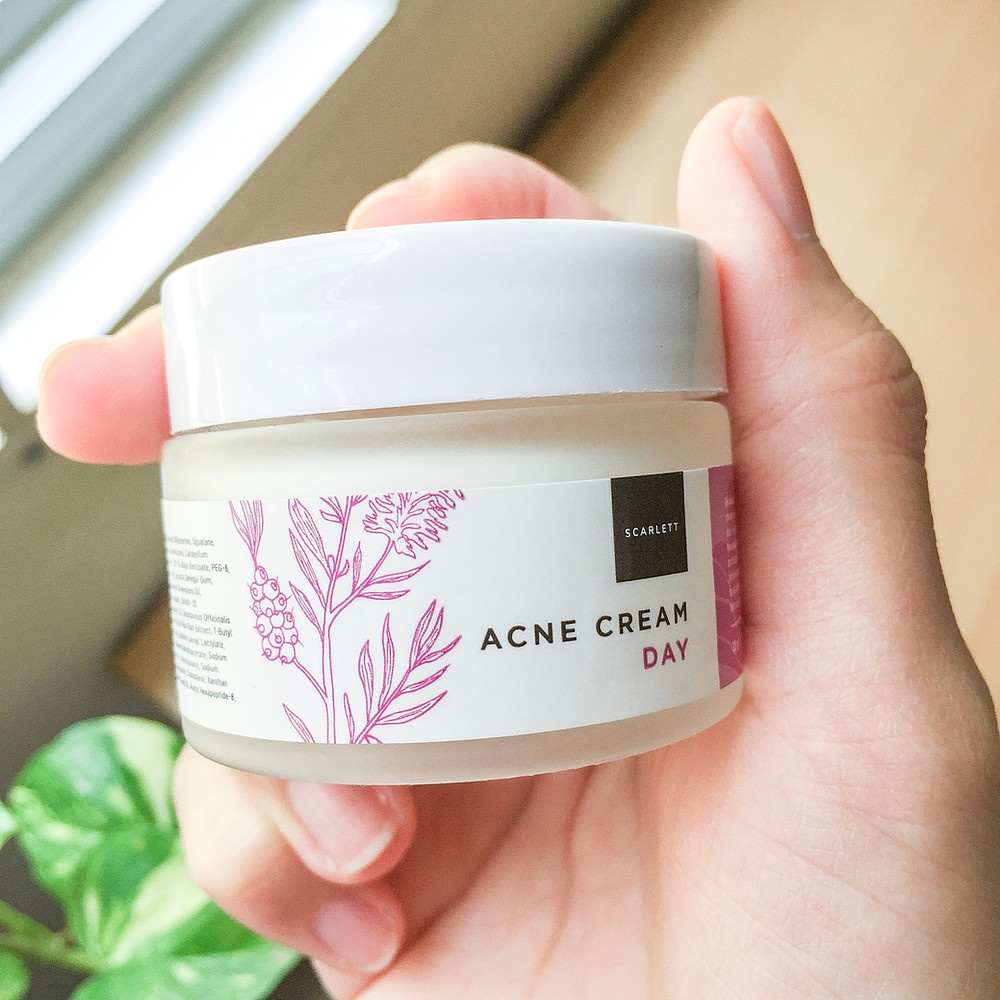 Scarlett Whitening Acne Day Cream / Krim Siang Rumah Cantik 354 Krim Perawatan Kulit Jerawat