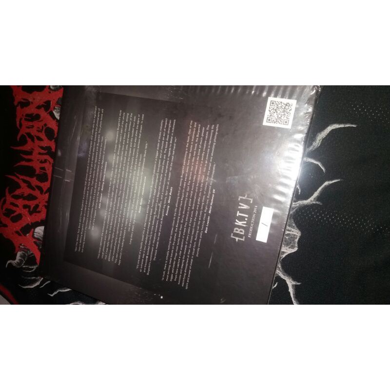 Photobooks Burgerkill “Spit The Venom Tour 2013” Photobook &amp; DVD 