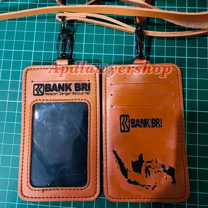 

Name Tag Id Card Tali Grafir Laser Bank Bri 4 Slot Card Kulit Coklat Terlaris