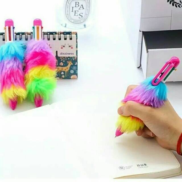 

ready dari bandung pulpen bulu/ pulpen unicorn/fur pen/ pulpen 6 in 1 rainbow unicorn