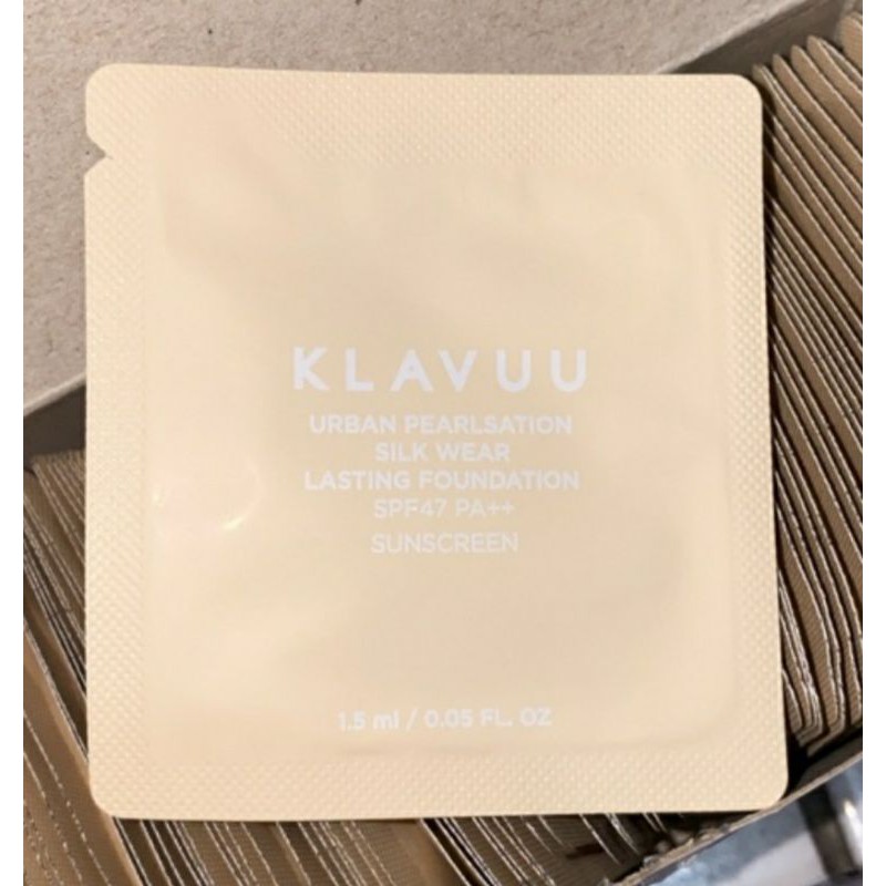 Klavuu Urban Pearlsation Silk Wear Lasting Foundation Sachet