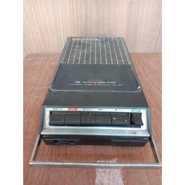 TAPE RECORDER HITACHI JAPAN OFF JADUL