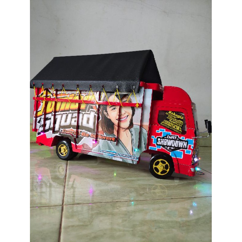 Limited miniatur truk oleng kayu full variasi truck oleng lampu terpal stiker murah besar mobilan