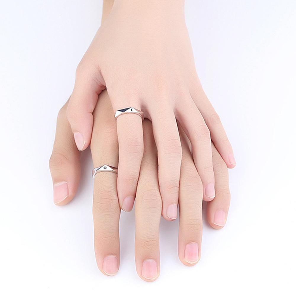 Timekey Cincin Pasangan Desain Bulanmatahari Gaya Simple Kreatif Adjustable Untuk Priawanita A5K1