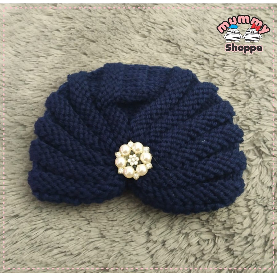 Beanie Pearl - kupluk bahan rajut dengan hiasan mutiara