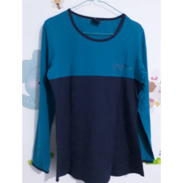 Kaos lengan panjang wanita "joger bali" preloved
