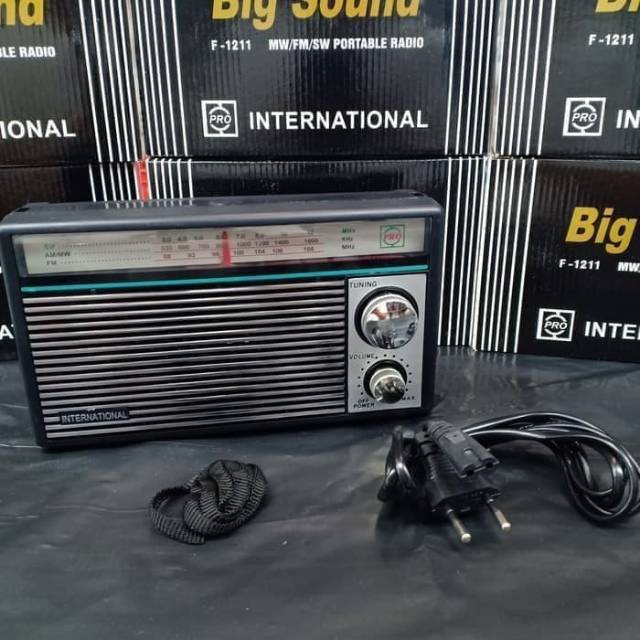 Radio International F-1211 model jadul Big Sound Radio portable AM FM