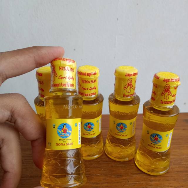 Minyak Obat Gosok/pijat/urut CAP NONA MAS ORIGINAL/ASLI
