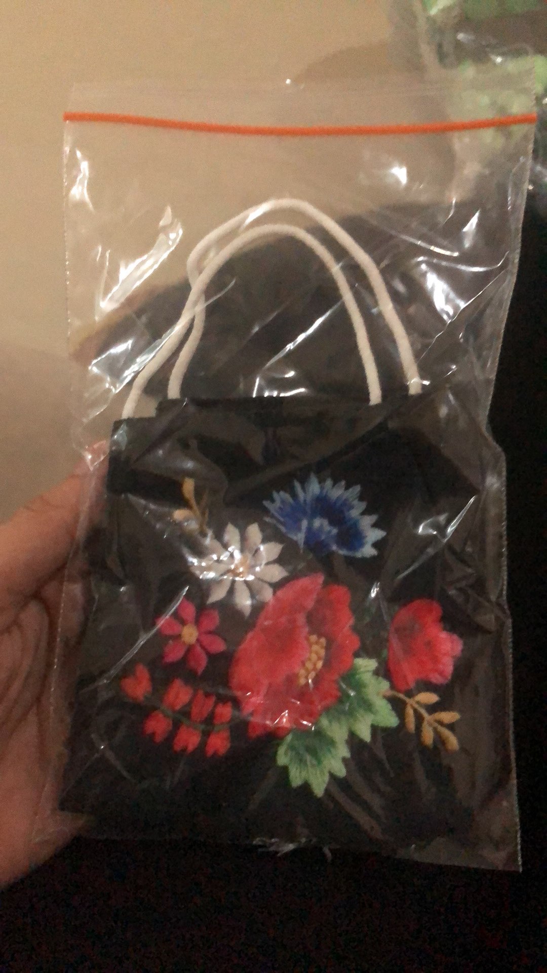 Bantal Sofa Motif Daun Monstera Leaves 40x40 Cm - Pusat Kado Murah