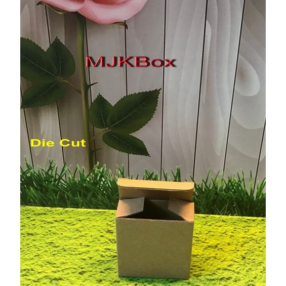 

Kardus Karton Uk, 10x7x10 cm...Die Cut untuk packing - aksesoris - dll