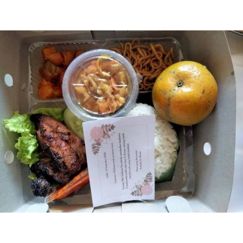 

Nasi Box Syukuran Kehamilan Plus Buah Enak Halal Murah