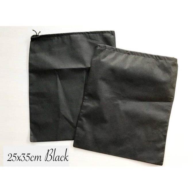 

DUSTBAG POLOS HITAM 25x35 CM TERJAMIN