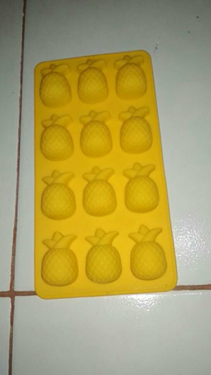 Dapurmami Silikon Buah Nanas Cetakan Coklat Puding Jelly Cookies Cetakan Es Batu