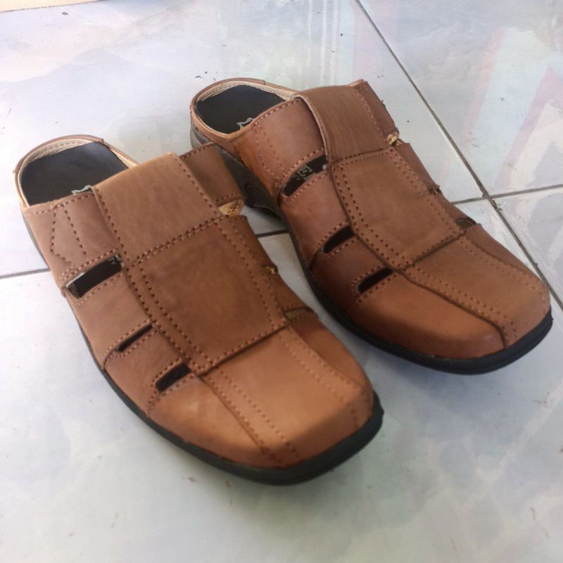 Sandal slide kulit asli. Nyaman dipakai,selop kulit asli