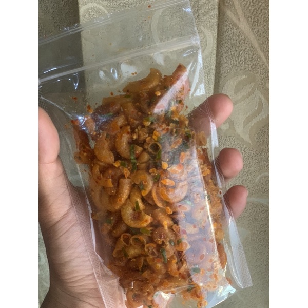 

Makaroni bantet pedas daun jeruk 100g