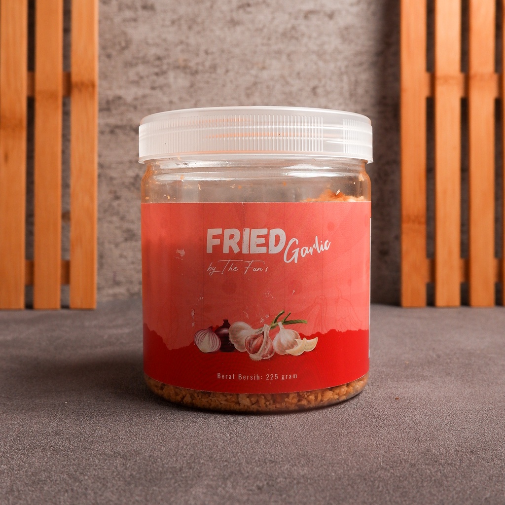 

Bawang Putih Goreng Cincang 200 gram / Minced Fried Garlic by The Fan's Kitchen