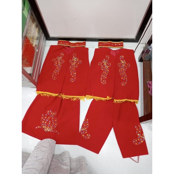 Baju adat anak dayak/baju dayak anak
