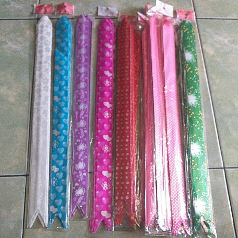 

Pita Kado Tarik Motif Besar 32 mm x 510 mm