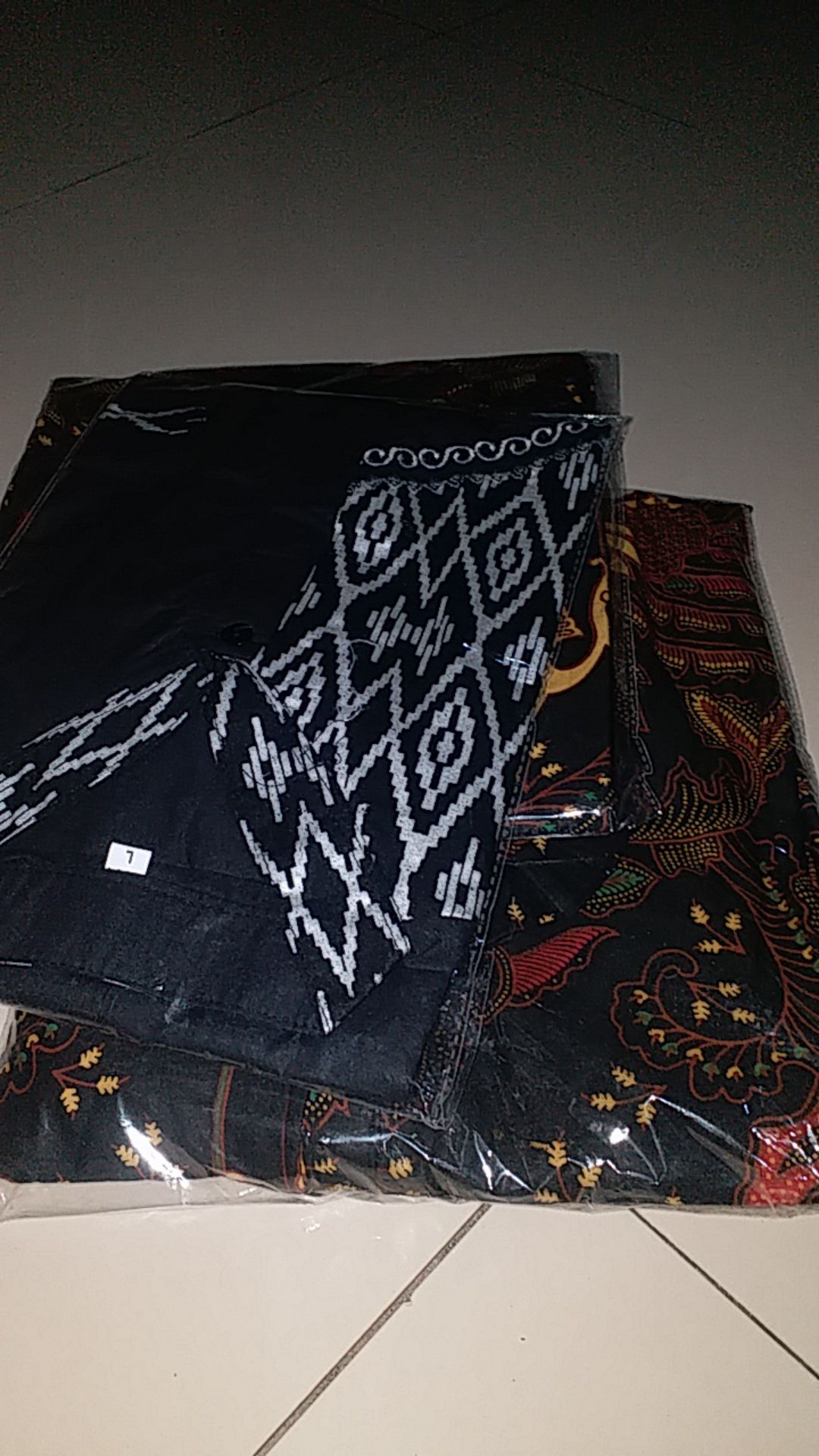 Maura Couple - Sania Ruffle Batik Couple Ori Ndoro Jowi Dnt Garansi