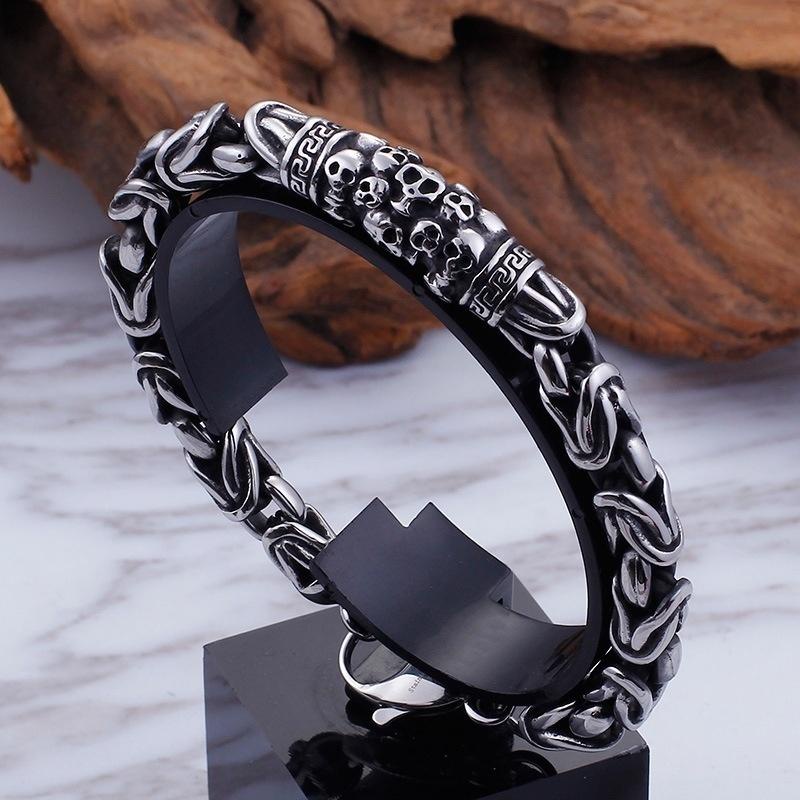 Gelang Tangan Rantai Aksen Tengkorak Gaya Punk Rock Gothic Casual Untuk Pria