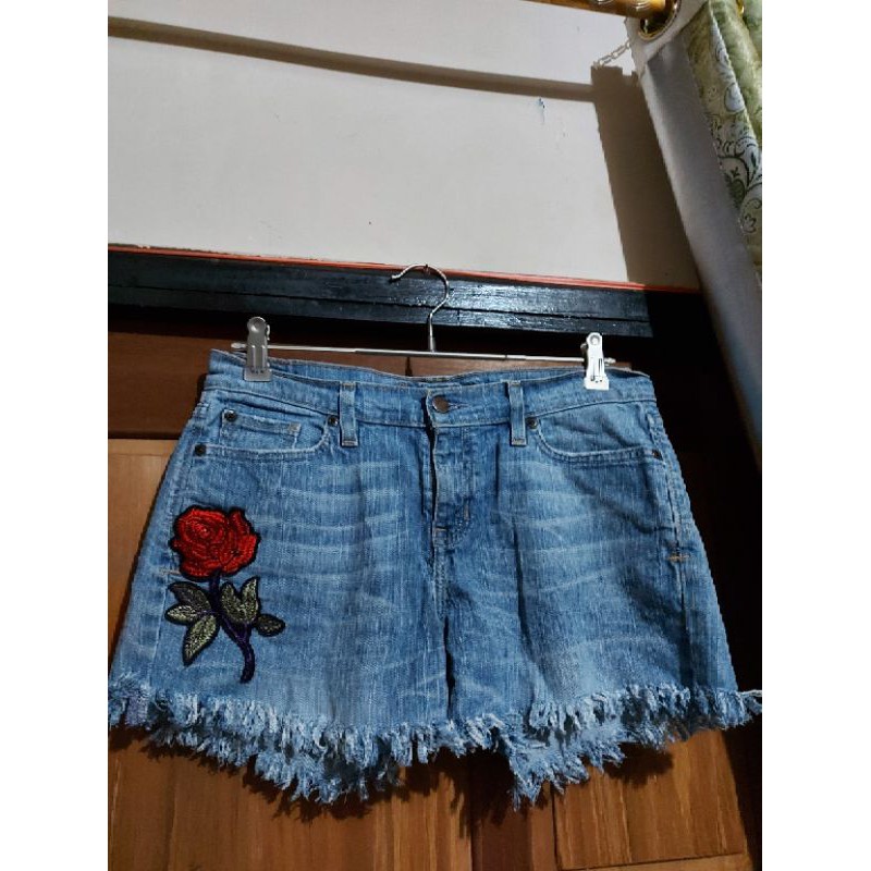 Celana Pendek Wanita Brand ABERCROMBIE AND FITCH