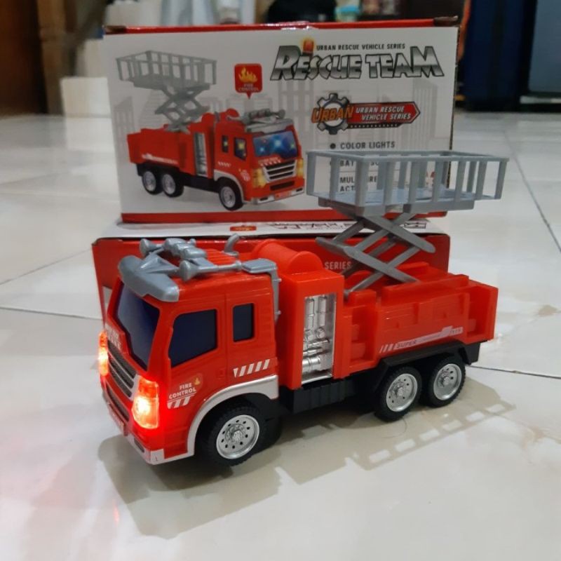 mainan truk pemadam kebakaran bump &amp; go batre edukatif - mobil fire truck anak baterai