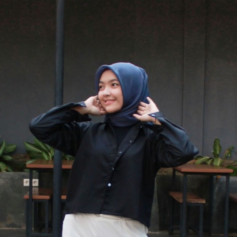 Naqila Shirt / kemeja crop top premium