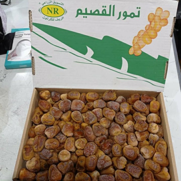 

Kurma Sukari 3kg / Kurma Raja Salman / Kurma Murah / NR,HC, Alqassim