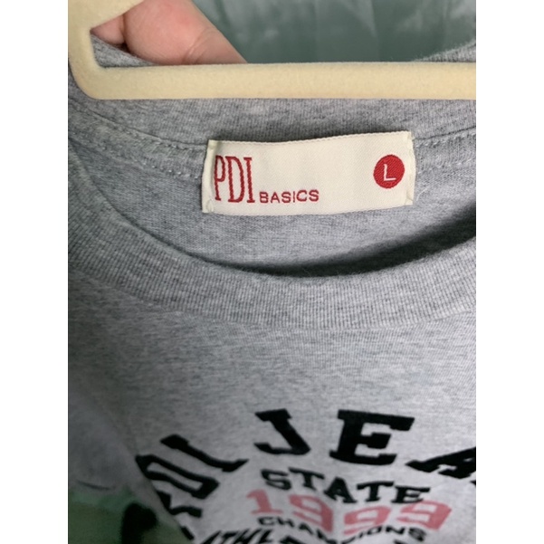 KAOS BAHAN TEBAL MERK PDI BASIC SIZE L (1 PAKET ISI 2 MOTIF INI)