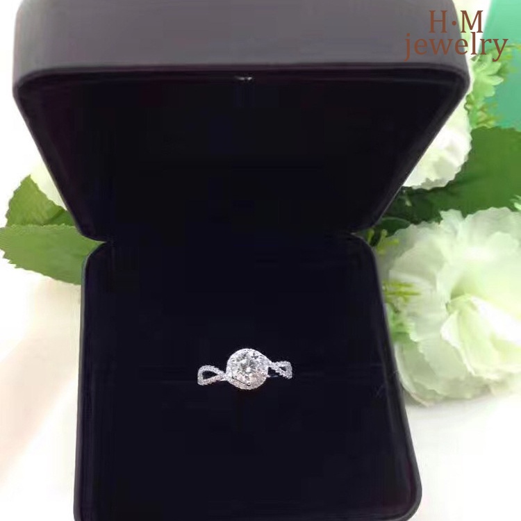 Cincin S925 Silver Full Berlian Bentuk Hati Delapan Panah