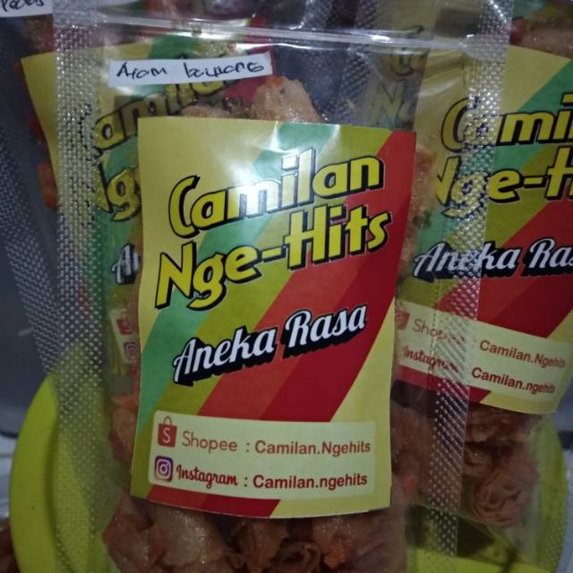 

camilan/snack ringan/kripik lumpia/kripik/camilan rasa
