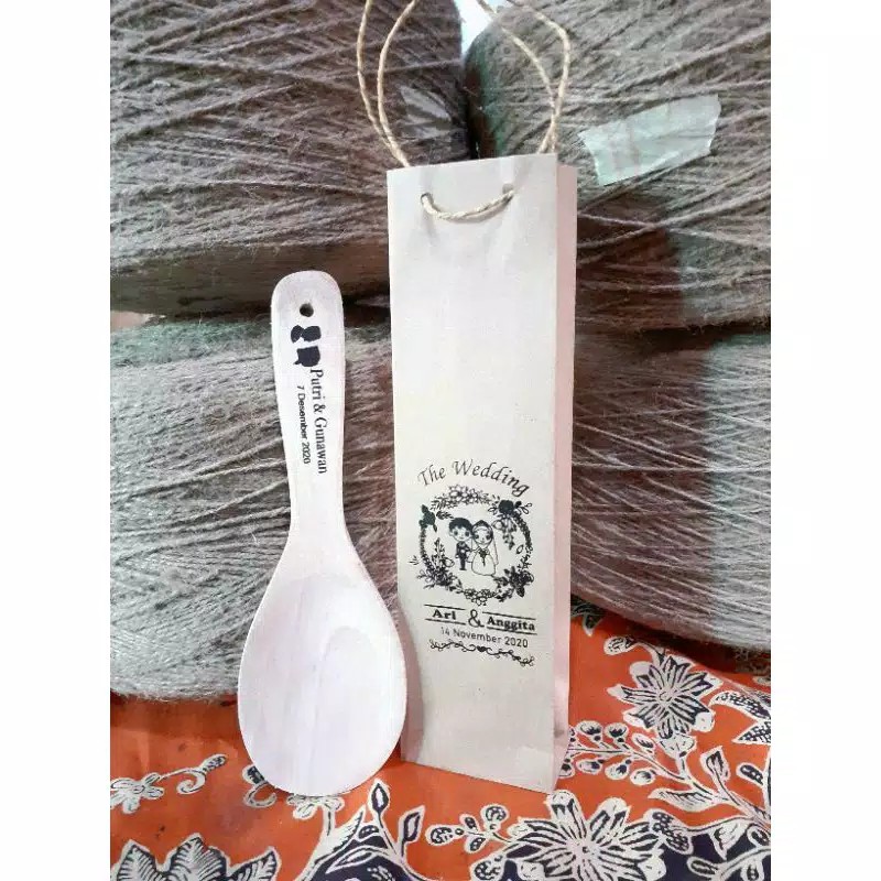 

SOUVENIR CENTONG KAYU + PAPERBAG