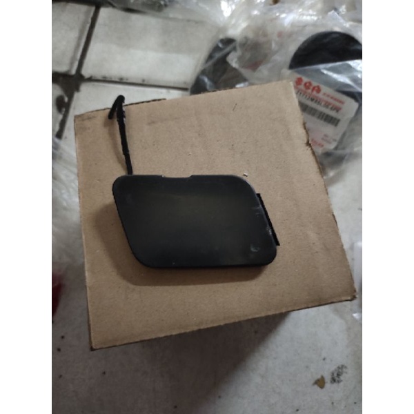 tutup bemper depan Suzuki Swift
