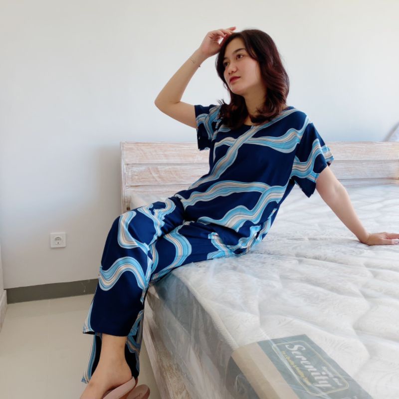 Setelan Lengan Panjang Bali