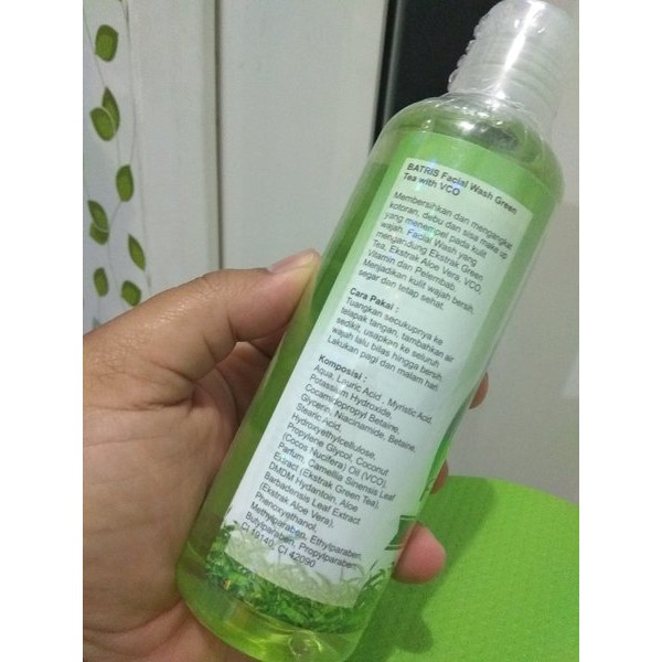 Batrisyia Facial Wash Green Tea 250 ml