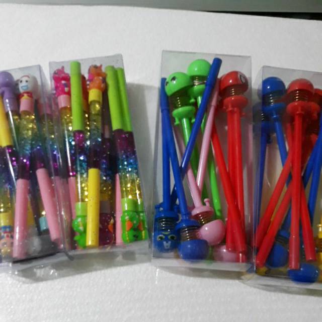 

Pulpen gel karakter air jelly dan spring doll
