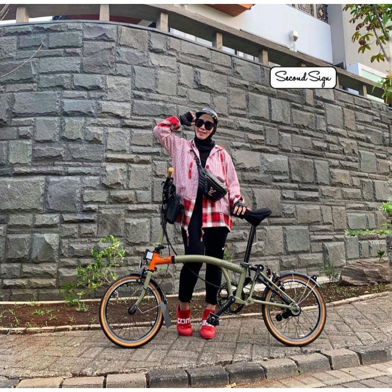 Pauline Hoodie jacket by SECOND SIGN