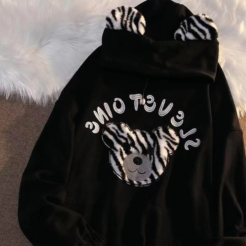 [littlecrab] Hoodie Oversize Beruang Motif Warna Zebra Telinga Hitam Putih Lucu Cute Black White Bear Hoodie Bordir Lucu Unik Berkualitas Hoodie Beruang Bulu Lembut Hoodie Couple Unisex Korean Style