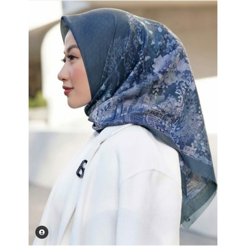 BUTTONSCARVES NEW YORK DUMBO