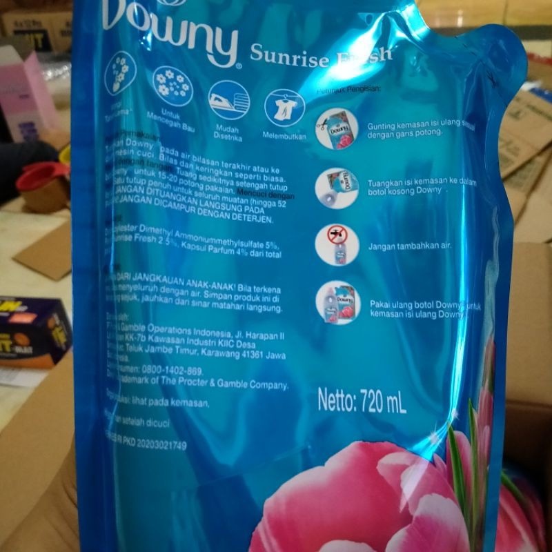 DOWNY PELEMBUT PAKAIAN 680ML/1LITER