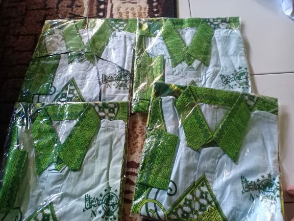 Bswart Batik Hrb026 Kenongo Hem Pendek Padi Pekalongan M L Xl Batik Pria Murah Modern Grosir