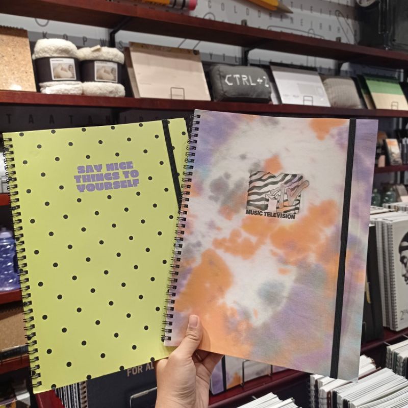 TYPO NOTEBOOK A4