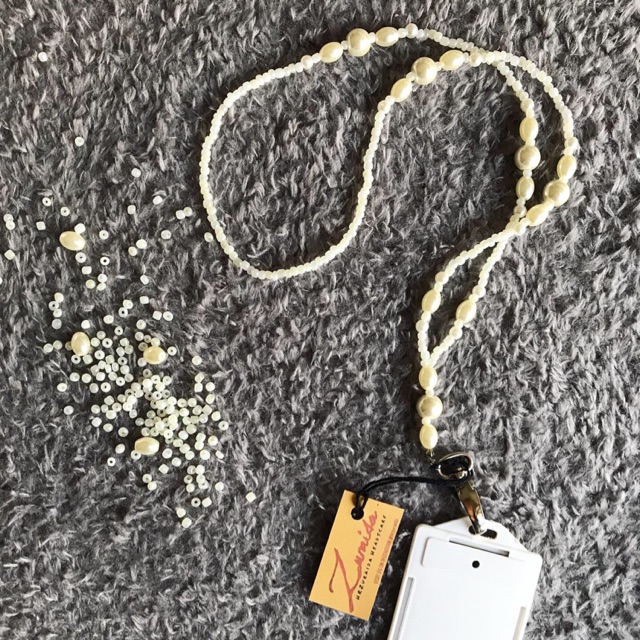 

Kaya Lanyard / Kalung ID Card