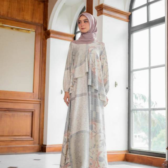 Wearing klamby rumi dress