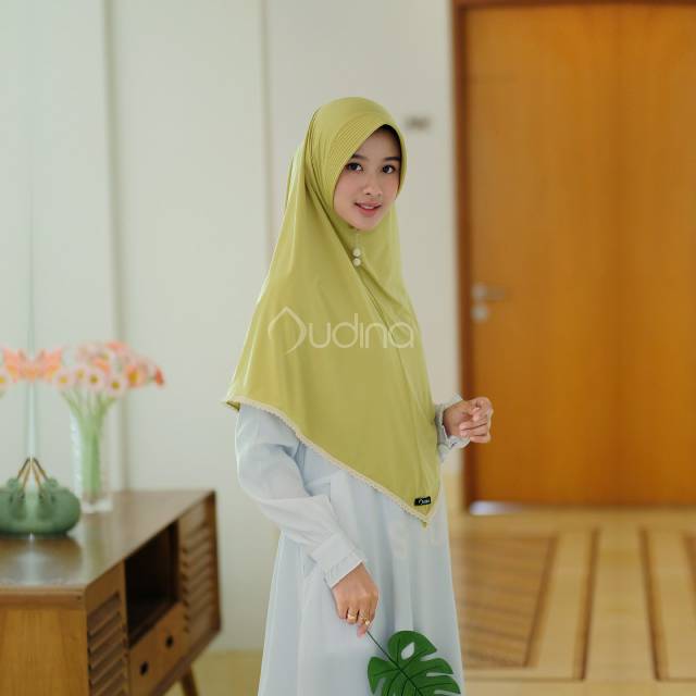 BINAR L BERGO/KHIMAR/JILBAB JERSEY POLOS RENDA CANTIK By AUDINA