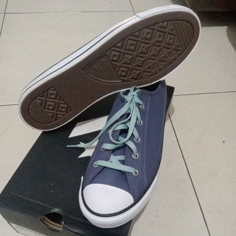 sepatu Converse original 571436C